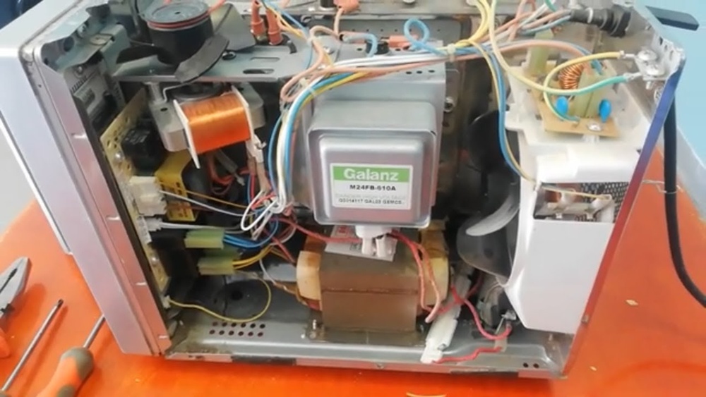 how to fix microwave oven.jpg